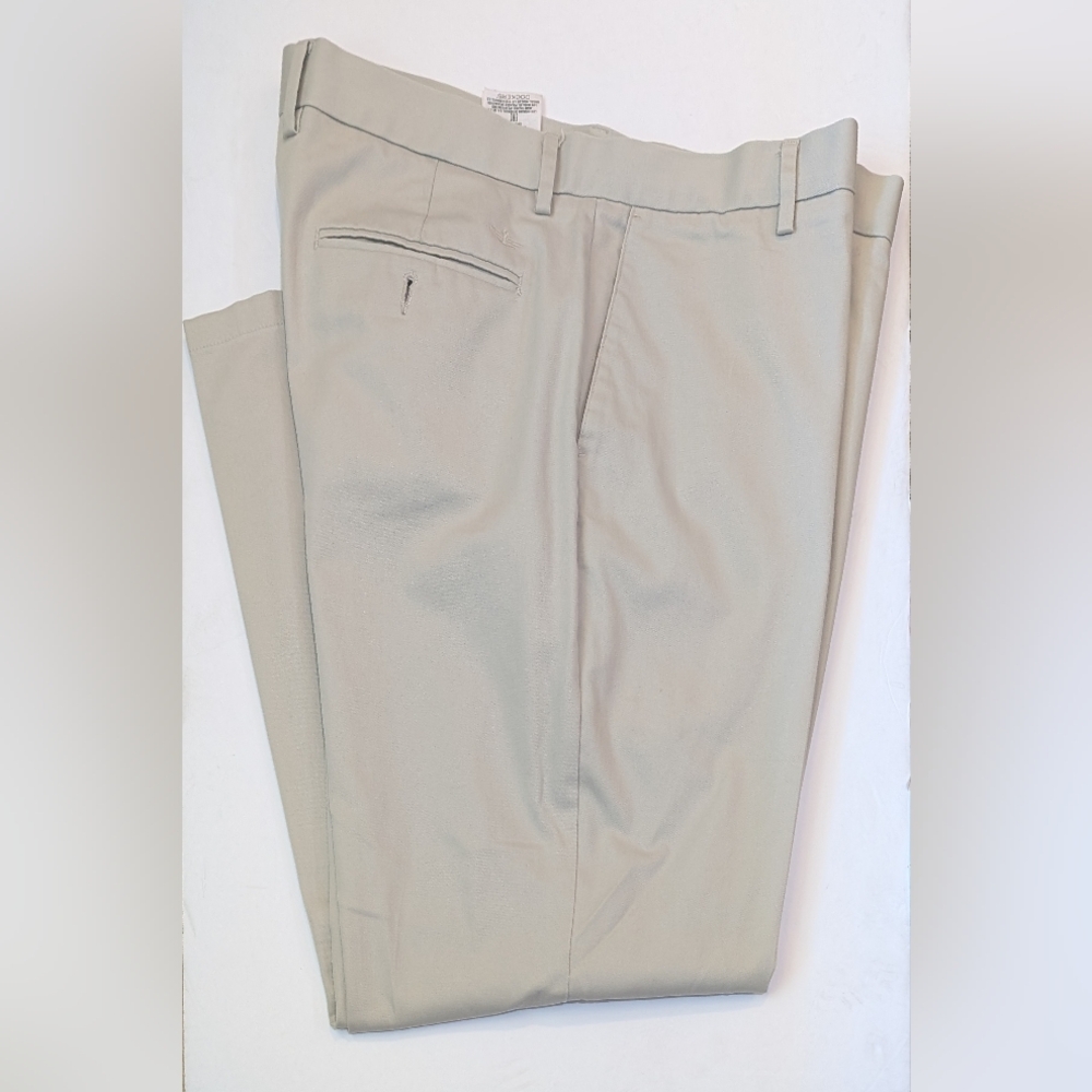 Men's Docker's Classic Tan Pants